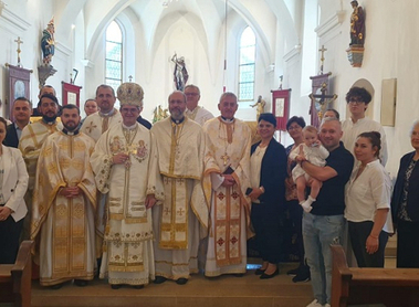 Dekret über die kanonische Anerkennung einer neuen Gemeinschaft für griechisch-katholisch-rumänische Gläubige in Wien / Webseite der mit Rom vereinigten römischen, Griechisch-katholisch Kirche / P. Ovidiu Pintea Dekret über die kanonische Anerkennung einer neuen Gemeinschaft für griechisch-katholisch-rumänische Gläubige in Wien